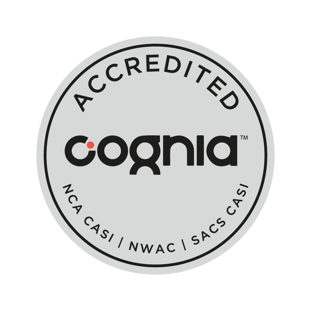 Logo de Cognia circular, en colores gris y tipografía negra